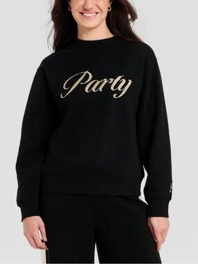 Women’s Knit Embroidered Pullover Sweatshirt-M
